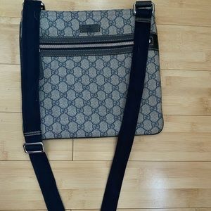 Authentic Gucci crossbody